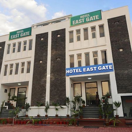 Dazzling East Gate Hotel Agra  Ngoại thất bức ảnh