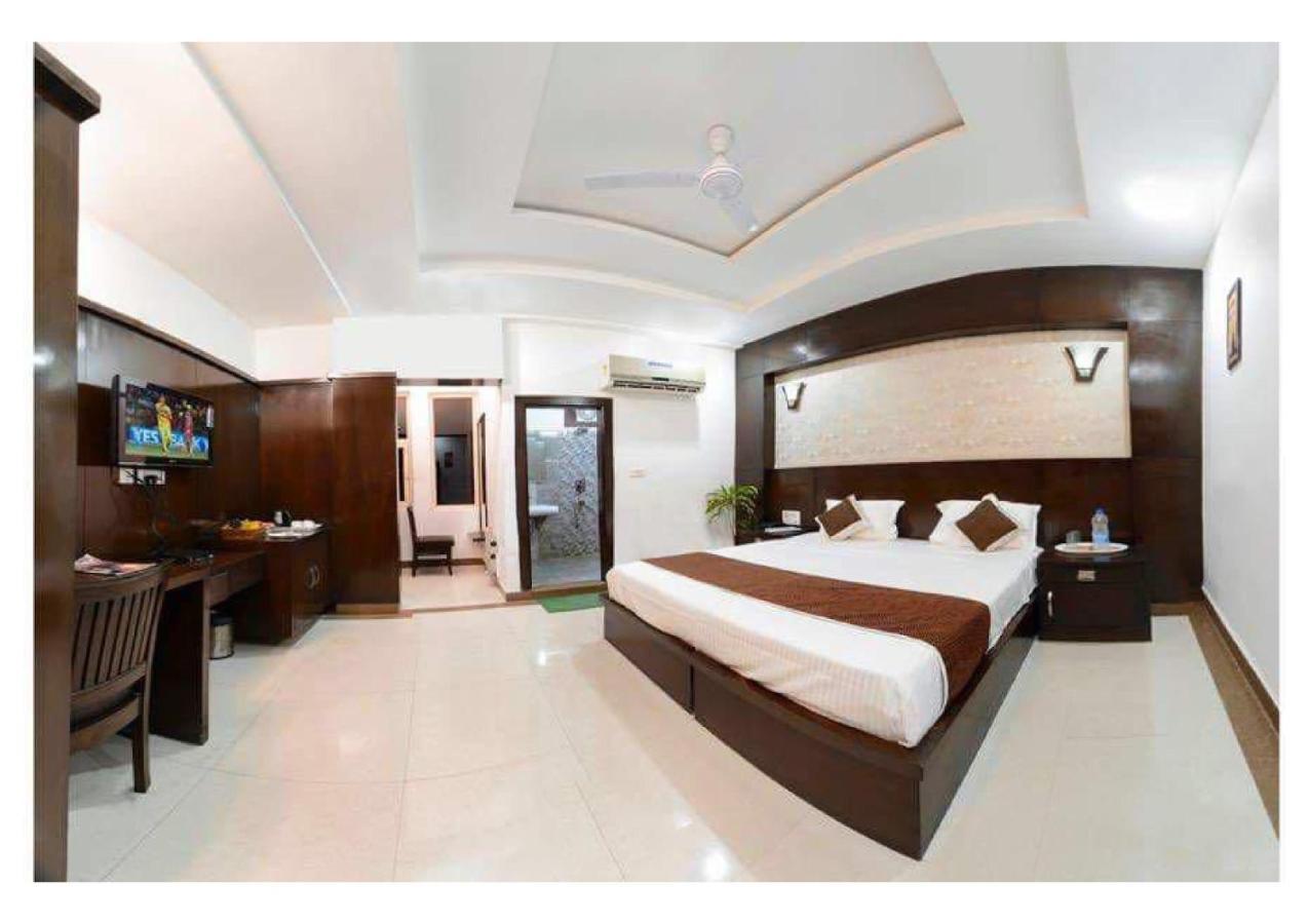 Dazzling East Gate Hotel Agra  Ngoại thất bức ảnh