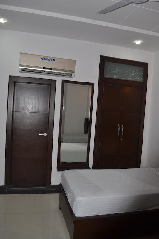Dazzling East Gate Hotel Agra  Ngoại thất bức ảnh