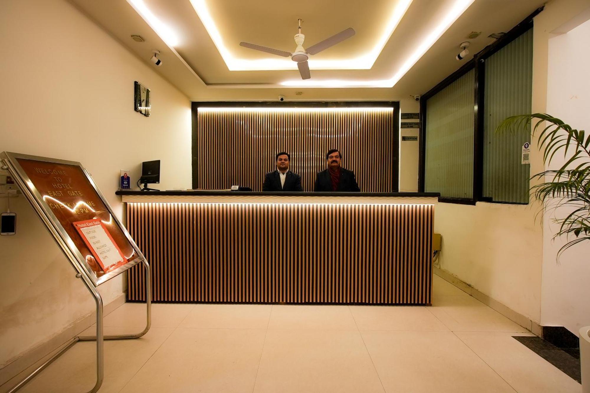 Dazzling East Gate Hotel Agra  Ngoại thất bức ảnh