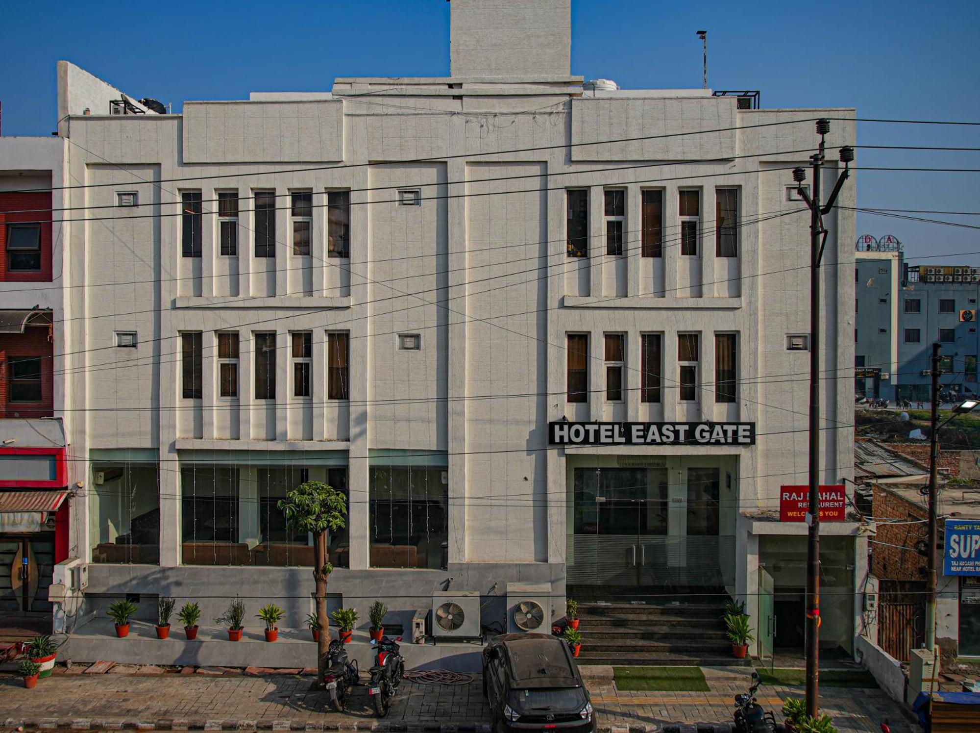 Dazzling East Gate Hotel Agra  Ngoại thất bức ảnh
