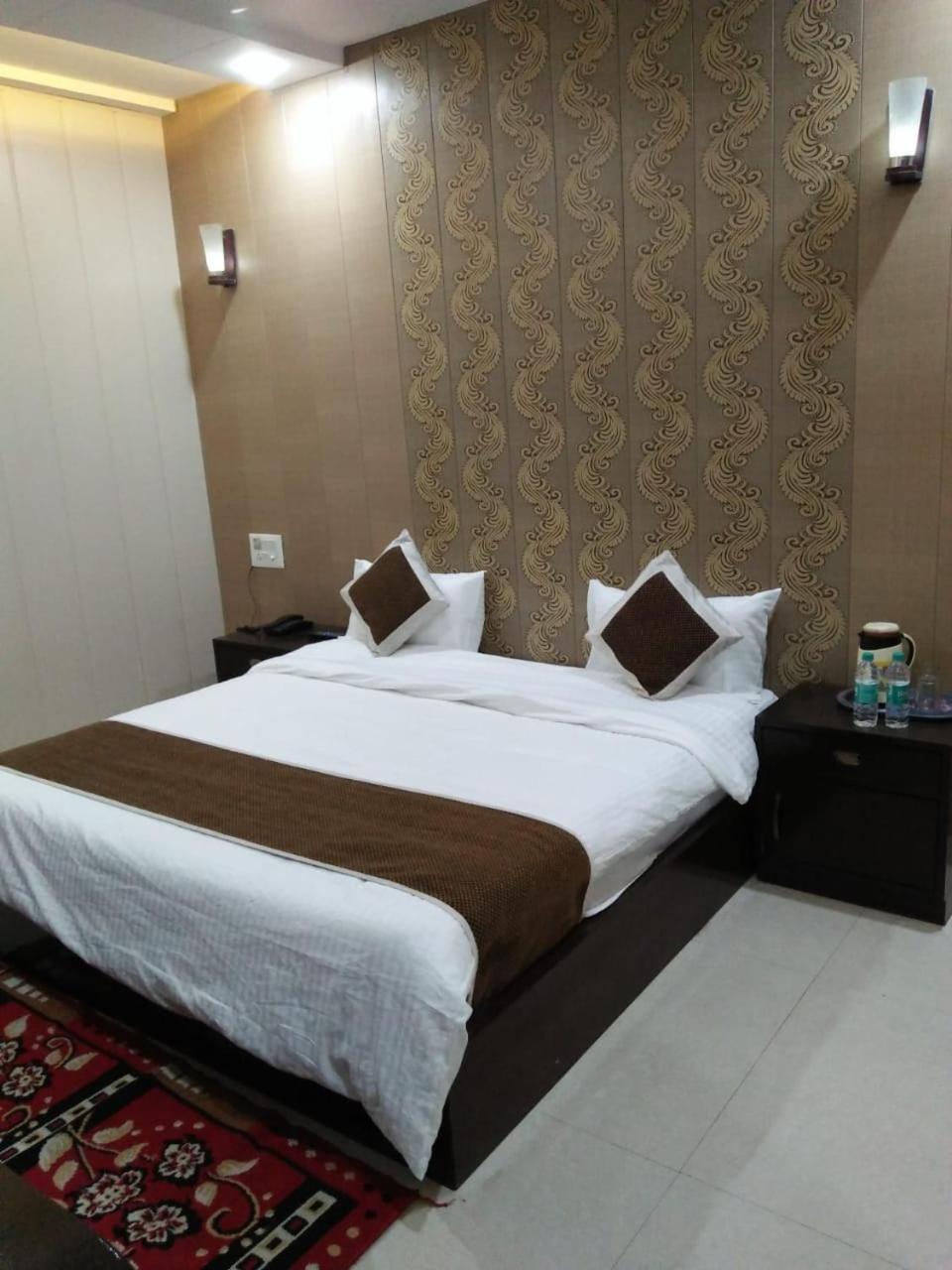 Dazzling East Gate Hotel Agra  Ngoại thất bức ảnh