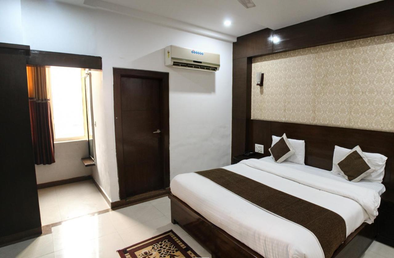 Dazzling East Gate Hotel Agra  Ngoại thất bức ảnh
